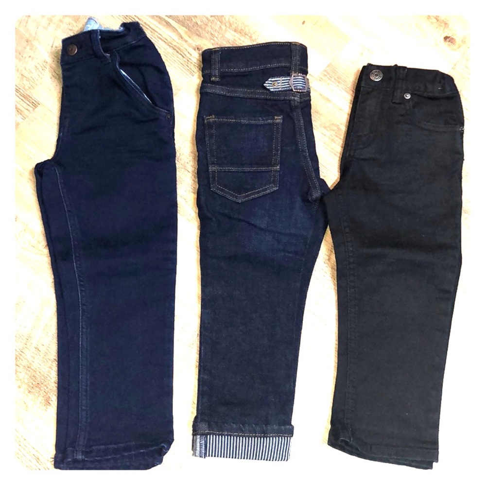 3 pairs of 3T boy jeans